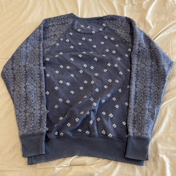 Aerie Distressed Oversized Floral Crew Sweatshirt – Blue, Size S - Picture 3 of 3